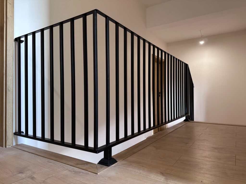 nowoczesna balustrada wewnętrzna sanok